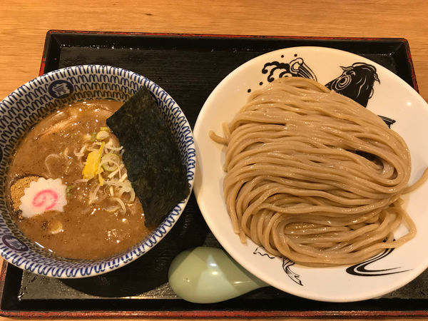 「濃厚つけ麺」@日本の中華そば富田 成田空港店の写真