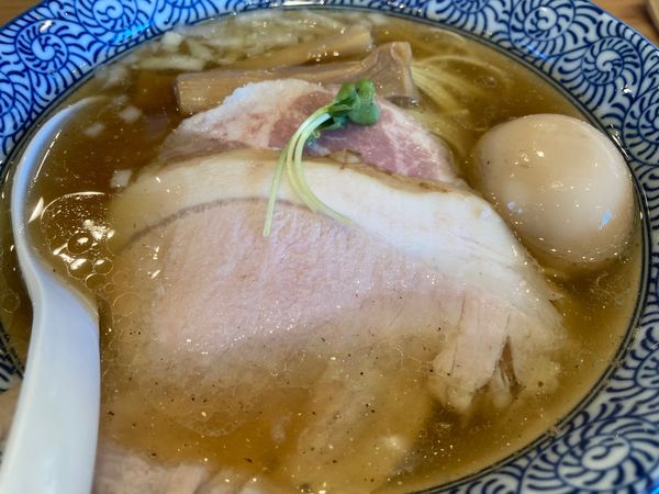 「山椒香る煮干しそば」@麺也 時しらずの写真