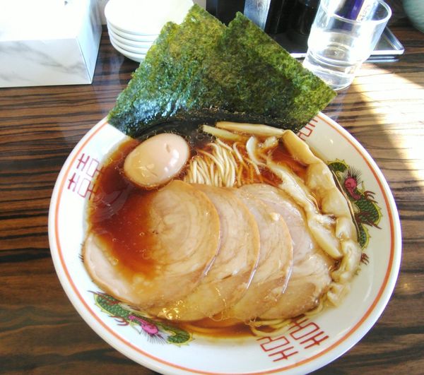 「特製中華そば」@中華そば わた辺の写真