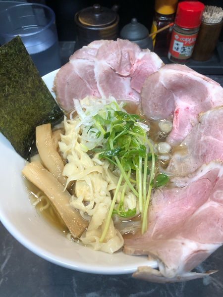 「煮干醤油　肉増」@麺’s BAR Bacchusの写真