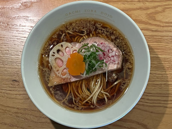 「中華そば醤油」@麦の空 GACHI SOBA DOJOの写真