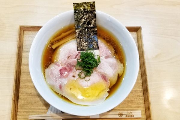 「しょうゆチャーシュー麺 バター醤油ごはん」@飯田商店 湯河原本店の写真