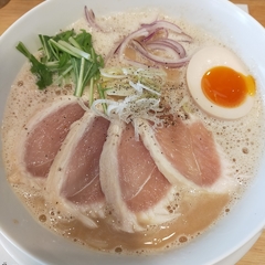 鶏白湯専門店 カネオカラーメンの画像