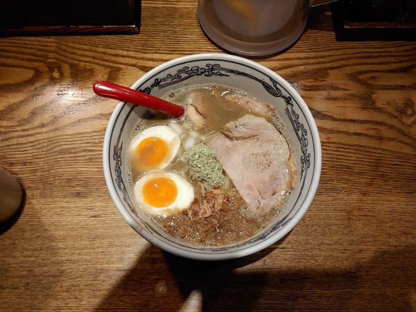 「極め濃厚煮干しらーめん」@麺や 六三六 本店の写真