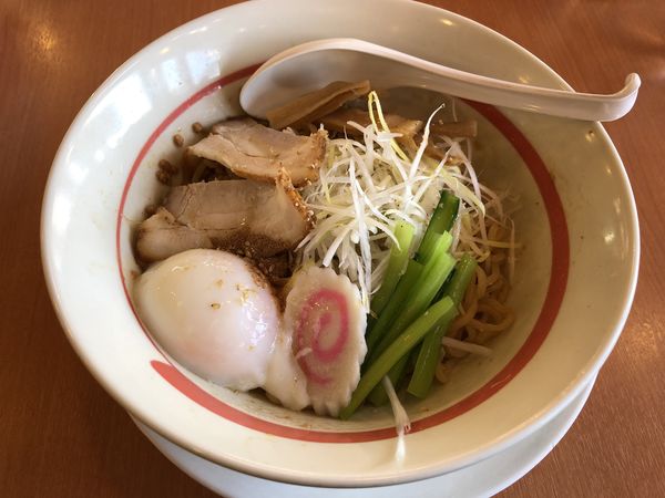 「卵が入った醤油まぜめん」@幸楽苑 川崎宿河原店の写真