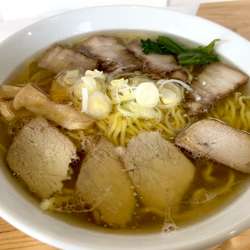 チャーシュー麺大盛1100円