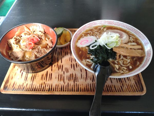 「ラーメンセット(９５０円)」@きそば つねやの写真