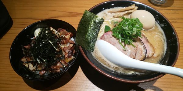 「チャーシュー中華蕎麦·味玉·チャーシュー丼」@中華蕎麦 ひら井の写真
