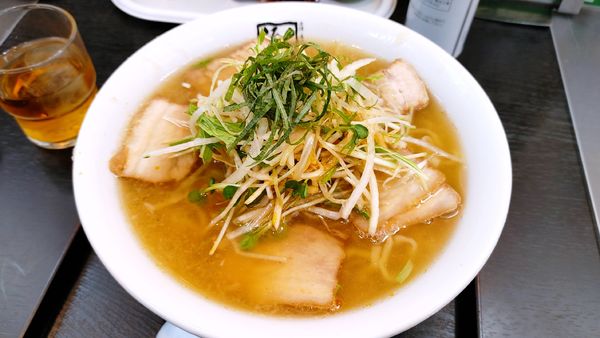 「みぞれラーメン・大盛　￥９９０」@喜多方ラーメン 坂内 川崎東田店の写真