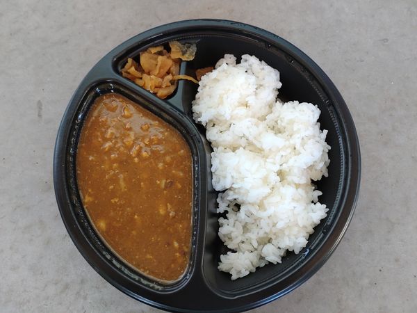 「肉そぼろカレー　９００円」@おいもBOOの写真