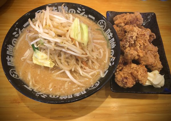「味噌ラーメン(ﾁｬｰ無･690￥)」@味噌のジョー 坂東店の写真