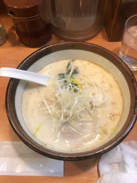 「俺流塩ラーメン (680円)」@俺流塩らーめん 東急本店前の写真