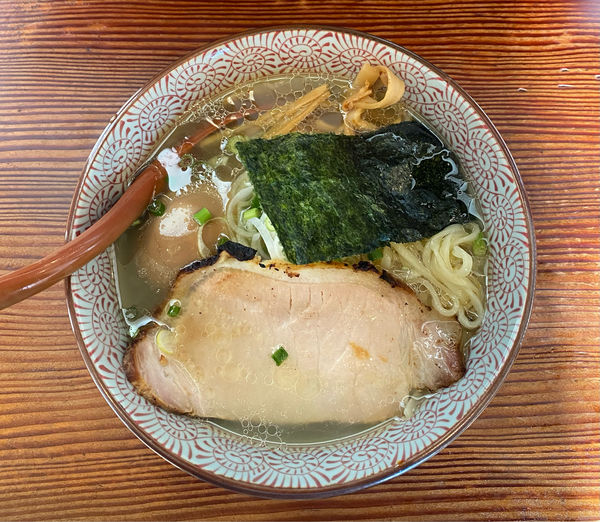 「淡麗琥珀そば(塩)」@麺や 燦虎の写真