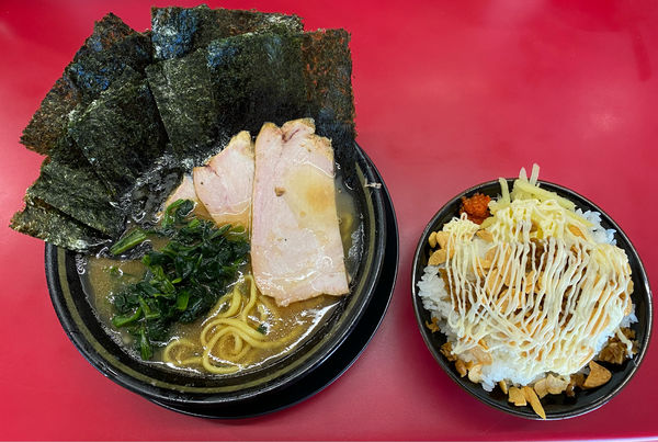 「チャーシューメン(3枚)」@家系ラーメン 王道家の写真