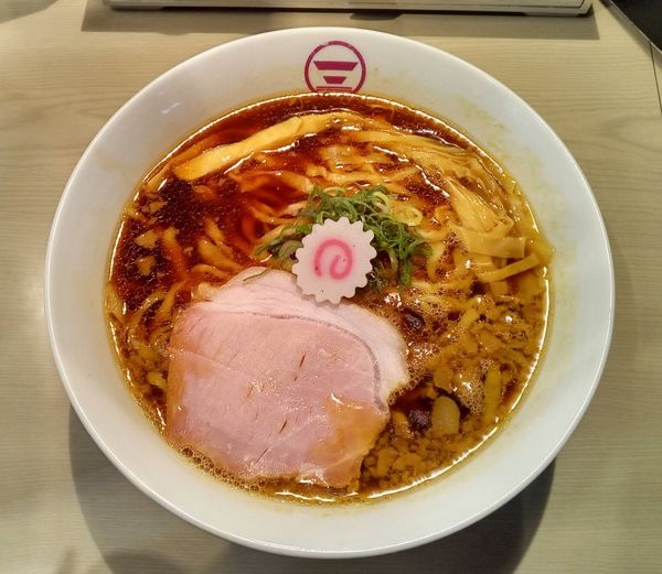 「中華そば（大）」@横浜中華そば 維新商店の写真