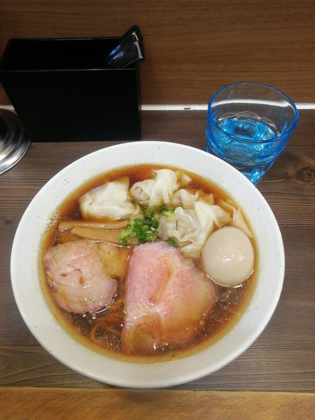 「特製中華そば」@中華そば さわの写真