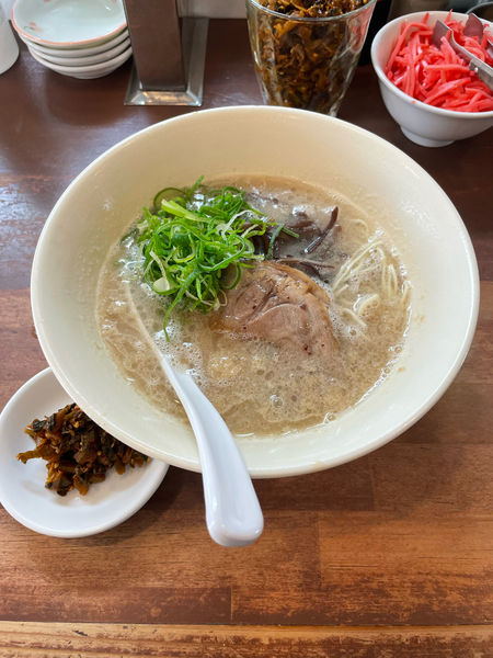 「博多豚骨らーめん」@幸心堂の写真