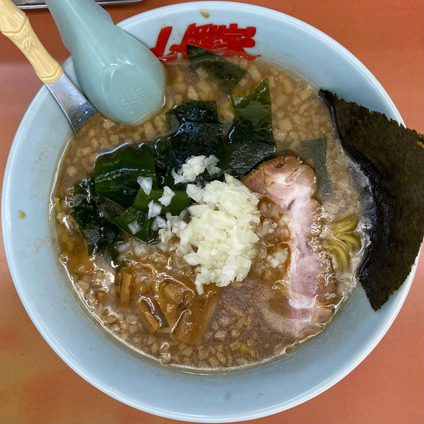 「プレミアム醬油とんこつラーメン」@ラーメン山岡家 相模原店の写真