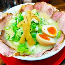 チャーシューメン（＋謹製味玉＋からあげ定食に変更）