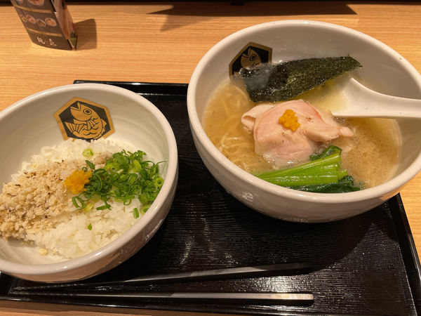 「真鯛ラーメン 雑炊セット」@真鯛らーめん 麺魚 錦糸町PARCO店の写真