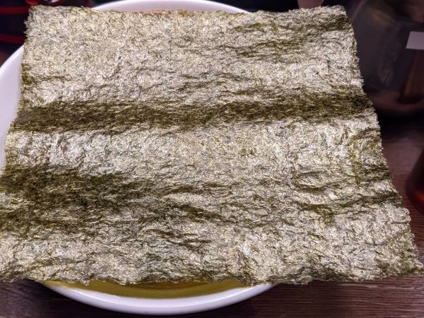 「魚鶏貝醤油ラーメン」@麬にかけろ 中崎壱丁 中崎商店會1-6-18号ラーメンの写真