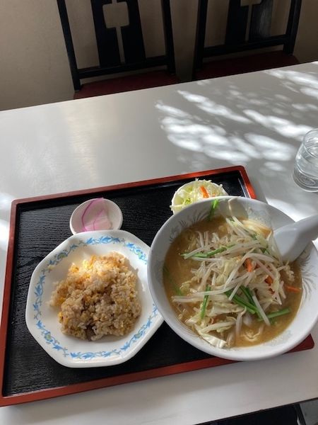 「味噌ラーメンチャーハンセット」@紅屋飯店の写真