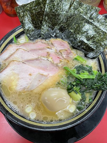 「塩チャーシューメン（味薄め）＋味玉＋α¥1,150」@家系ラーメン 王道 いしいの写真