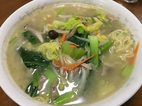 「湯麺」@東海一品香 アメ横店の写真