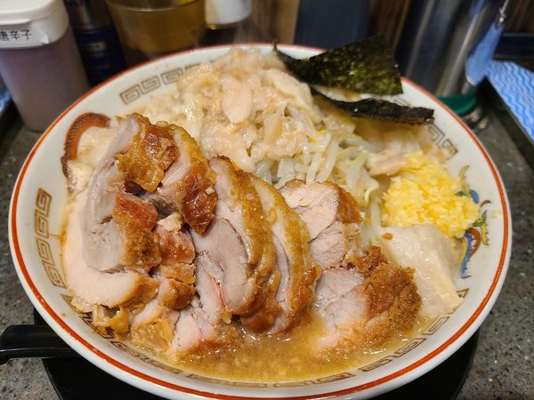 「小豚ラーメン」@豚山 五反田店の写真