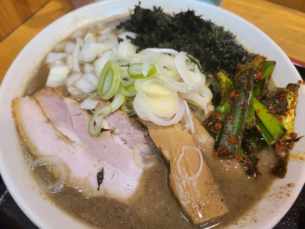 「濃厚煮干し味噌　1/17」@味噌麺処 花道庵の写真