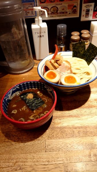 「つけ麺特盛890円三田盛りクーポン無料」@つけ麺専門店 三田製麺所 川崎店の写真