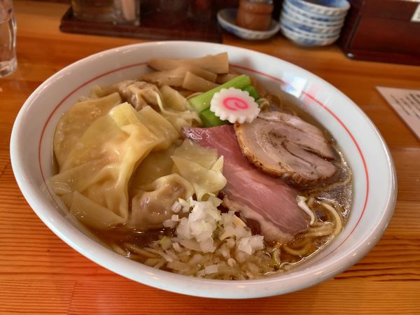 「ワンタン中華そば」@麺笑 コムギの夢の写真