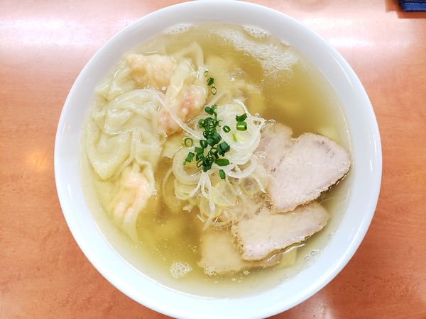 「海老ワンタン麺」@日陰の写真