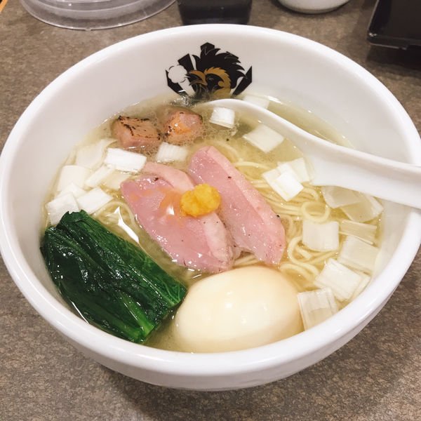 「味玉鴨中華そば(塩)」@満鶏軒 本郷三丁目店の写真