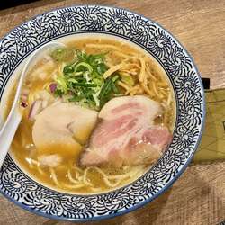 濃厚鶏白湯そば〜貝出汁合わせ〜