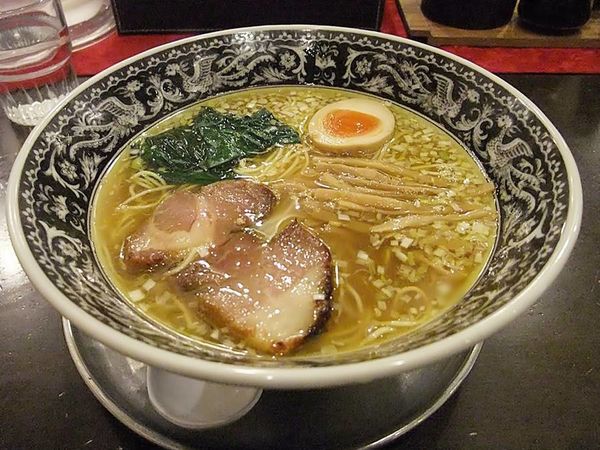 「塩らーめん」@中村屋の写真