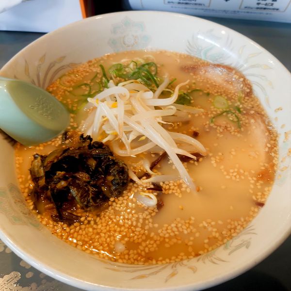 「高菜ラーメン　850円」@九州ラーメン 博多っ娘の写真