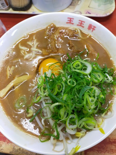 「支那そば玉子入り」@支那そば 王王軒 本店の写真