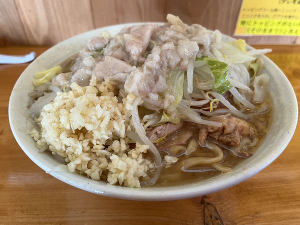 「ラーメン小(ニンニク、アブラ)」@ラーメン 滋悟郎の写真