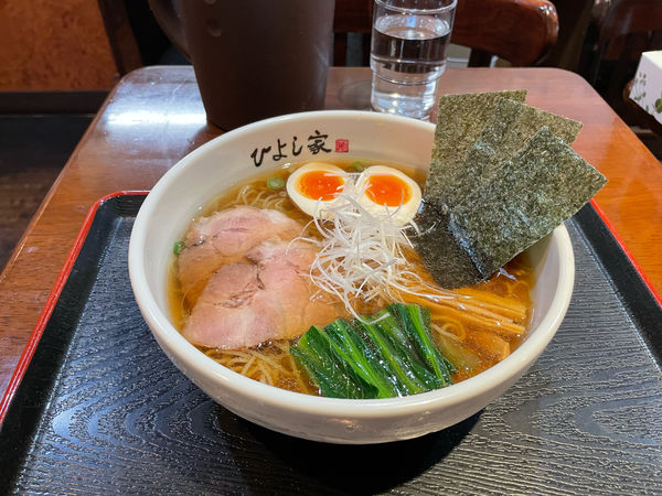 「ら〜麺 (750円)」@ひよし家の写真