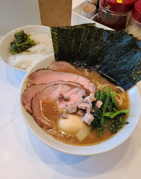 「特上ラーメン¥1000」@ラーメン 三浦家の写真