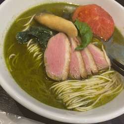 バジルと鴨ロースト