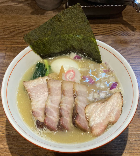 「【限定】魚介と乾物のベジポタラーメン(塩)＋チャーシュー＋たまご」@らー麺屋 バリバリジョニーの写真
