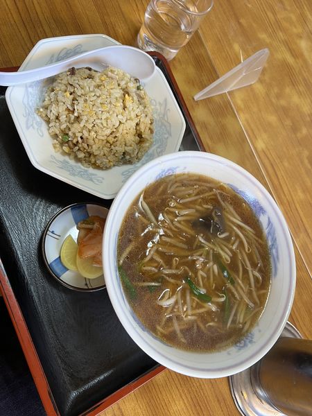 「もやしそば600円+チャーハン580円」@中華ふなせの写真