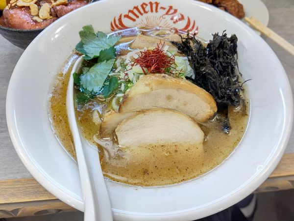 「さば塩らーめん(並盛・140g)880円→500円」@らーめん酒場 福籠 通町店の写真