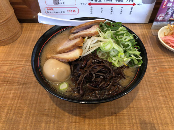 「濃ゆか豚骨」@麺 松風の写真
