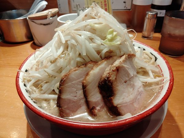 「ラーメン野菜マシ」@らーめん バリ男 神楽坂店の写真