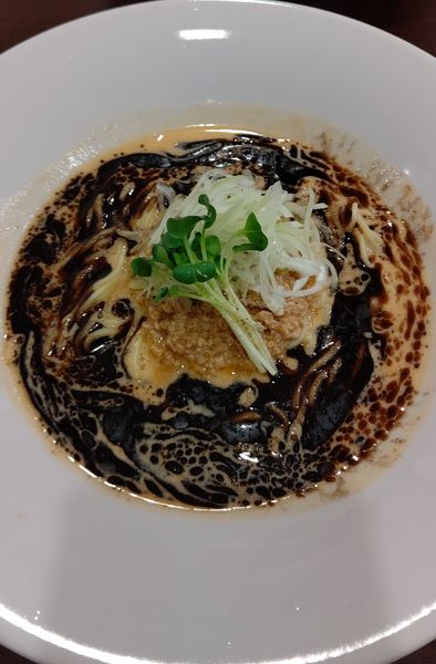「ごま屋　担々麺　黒」@ごま屋の写真