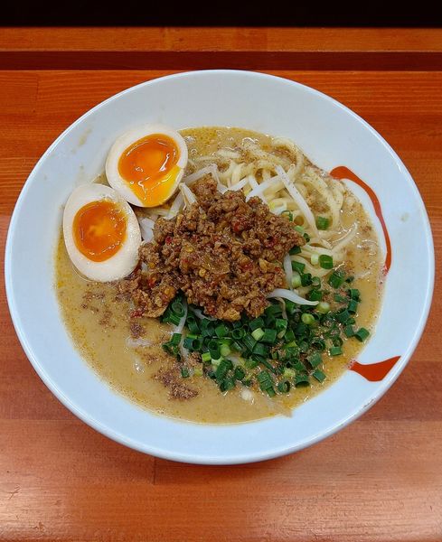 「(裏) 味噌担々台湾なんちゃって二郎 800円」@らーめん・油そば 笑びすの写真