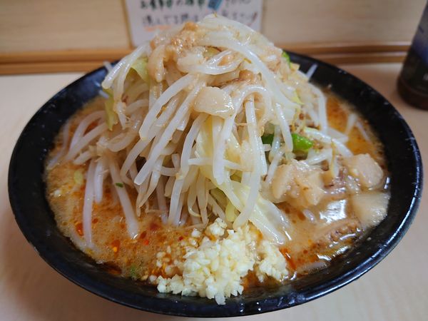「みそラーメン 800円（麺少な、ニンニク、アブラ）」@ラーメン二郎 京成大久保店の写真